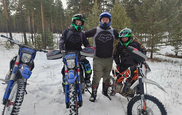 Катание на мотоцикле #в Улан-Удэ#. ULTRA ПОДАРКИ. Купить катание на мотоцикле #в Улан-Удэ#. Попробовав езду на мотоциклах, вы получите порцию адреналина и невероятные эмоции. Сервис: UltraPodarki.ru 8 800 505 95 30.. Катание на мотоцикле #в Улан-Удэ#, прокат мотоциклов #Улан-Удэ#, катание на мотоциклах, прокат мотоцикла, езда на мотоцикле #Улан-Удэ#, езда на мотоцикле, мотопрогулка #Улан-Удэ#, мотопрогулка, поездки на байке, личный мотоцикл, катание на мотоцикле, мотоциклетный шлем, увлечение поездками на мотоцикле, пристрастие к мотоциклам, сертификат на поездку на мотоцикле, прокатиться на мотоцикле, мото-транспорт, мото-треки, мото-поездки, езда на мотоцикле #в Улан-Удэ#, катание на мотоцикле #в Улан-Удэ#, мотоклуб #в Улан-Удэ#
